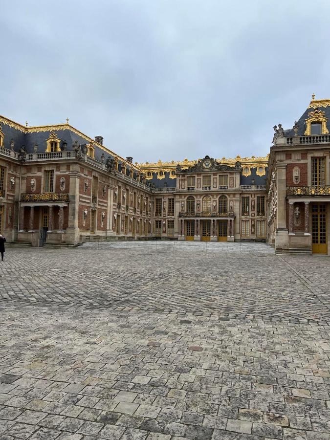 Near Castle Of Versailles Cozy Room With Breakfast And Parking Esterno foto